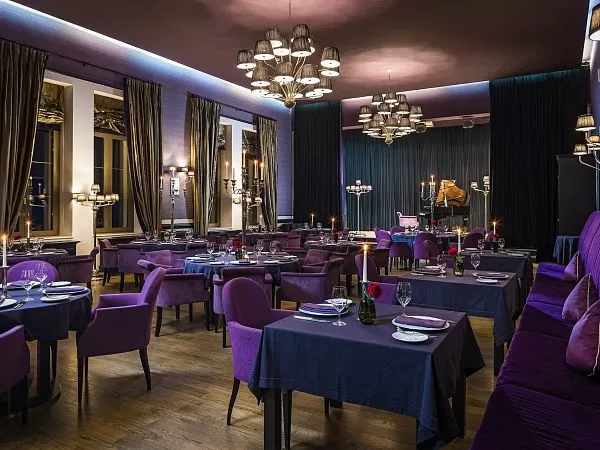 Черная Магнолия