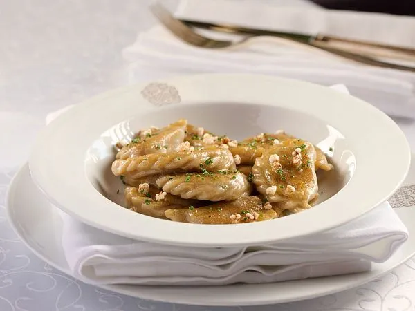 Доставка из ресторанов бутик-отеля RODINA в Сочи