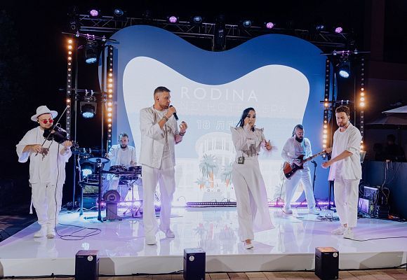 Открывая двери в мечту: 18-летие легендарного отеля