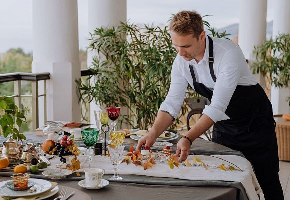 Шеф & Дизайнер в проекте ART WEEK